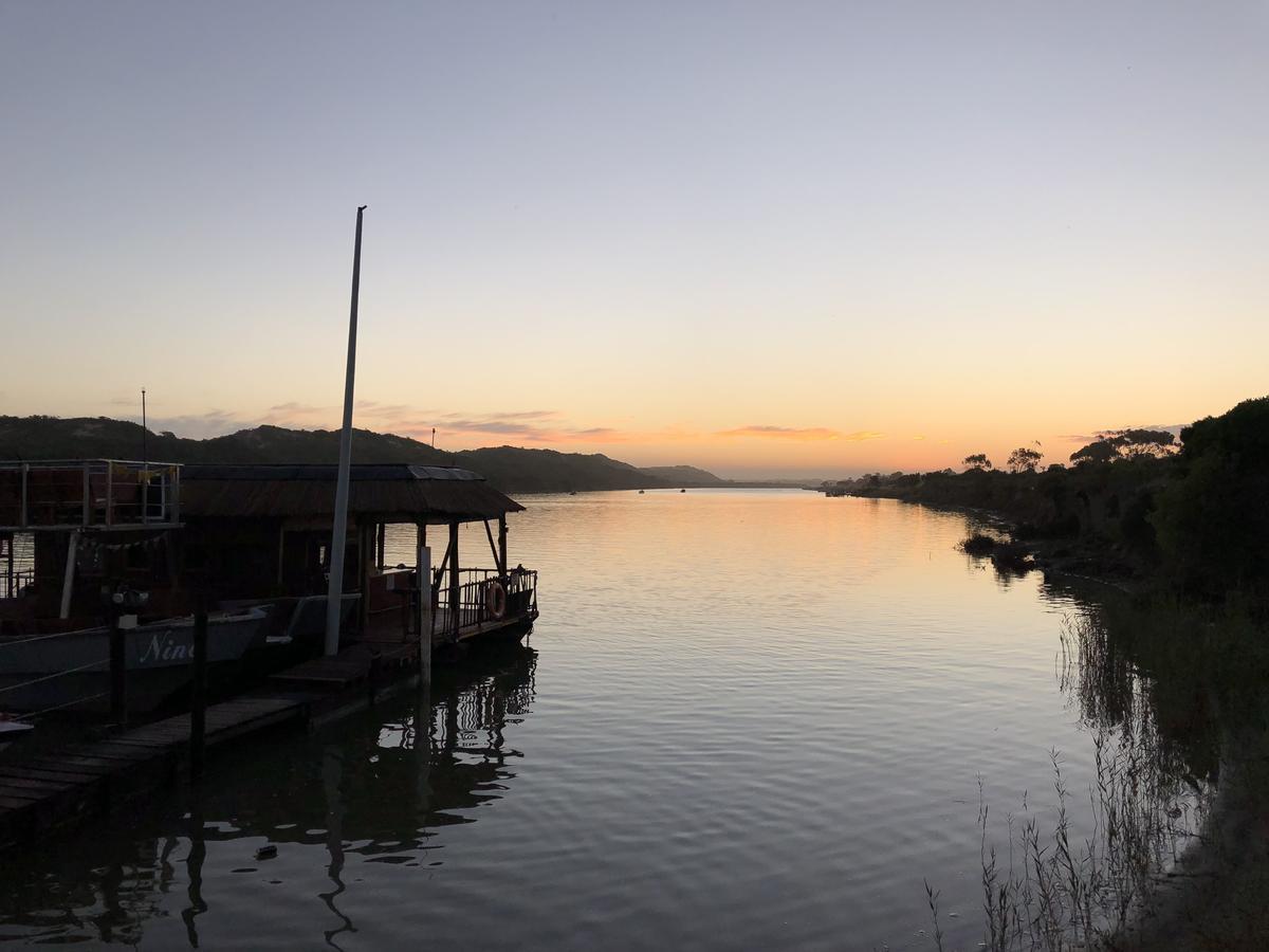 Maggie May House Boat - Colchester - 5Km From Elephant Park Buitenkant foto